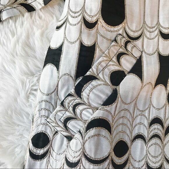 TRINA TURK Belted Trench Coat Metallic Print Jacquard Black Cream Size 4 - Picture 6 of 12